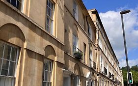Elegant Well Appointed Maisonette 105M2